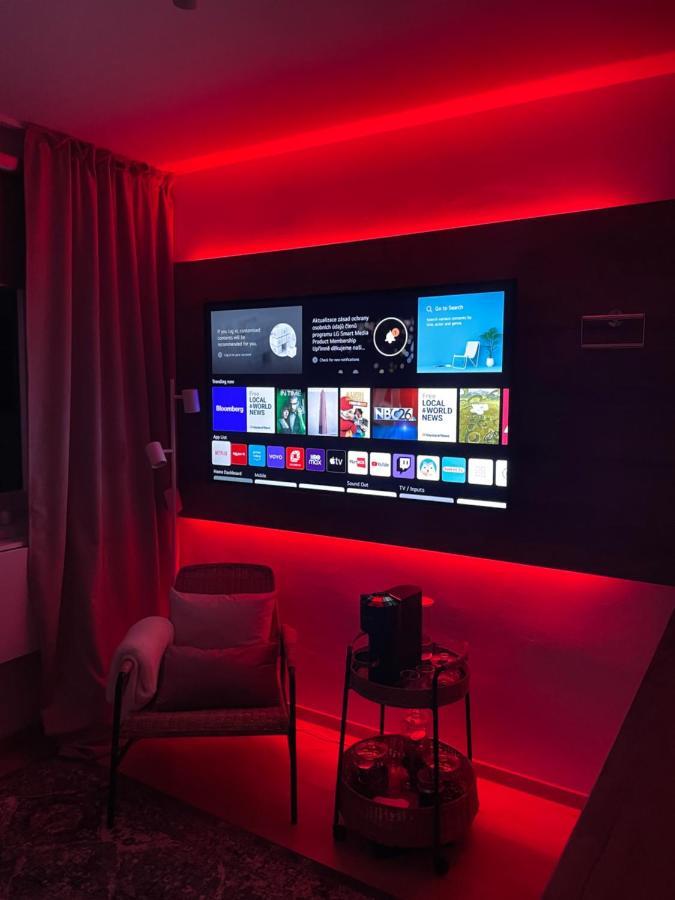 De Luxe Apartment, Wifi, Tv 65" 布拉格 外观 照片
